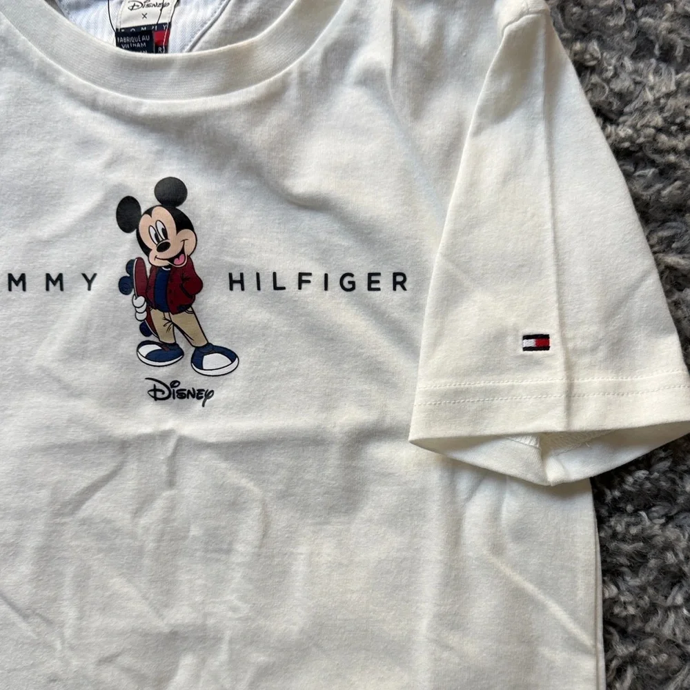 NWT - Tommy Hilfiger Kids Cream T-Shirt with Mickey Design - 4 - Picture 5 of 6